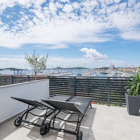 Apartments And Rooms Mare โวดีเซ ภายนอก รูปภาพ