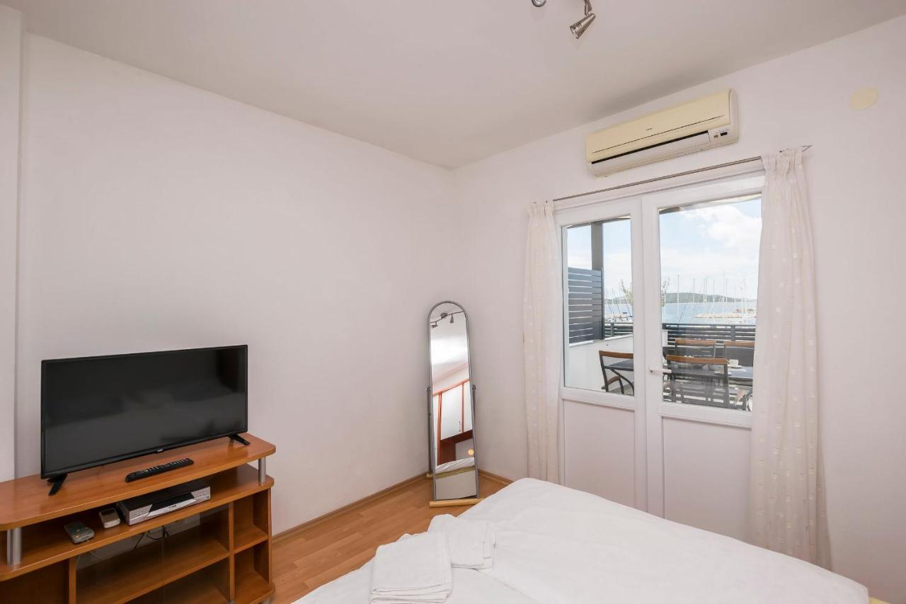 Apartments And Rooms Mare โวดีเซ ภายนอก รูปภาพ