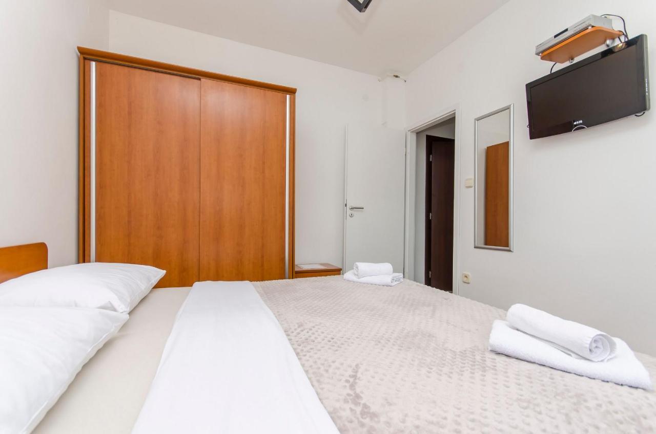 Apartments And Rooms Mare โวดีเซ ภายนอก รูปภาพ