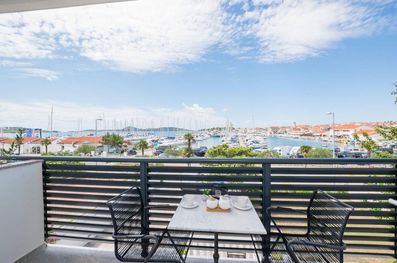 Apartments And Rooms Mare โวดีเซ ภายนอก รูปภาพ